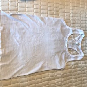 Lululemon white fitted running shirt